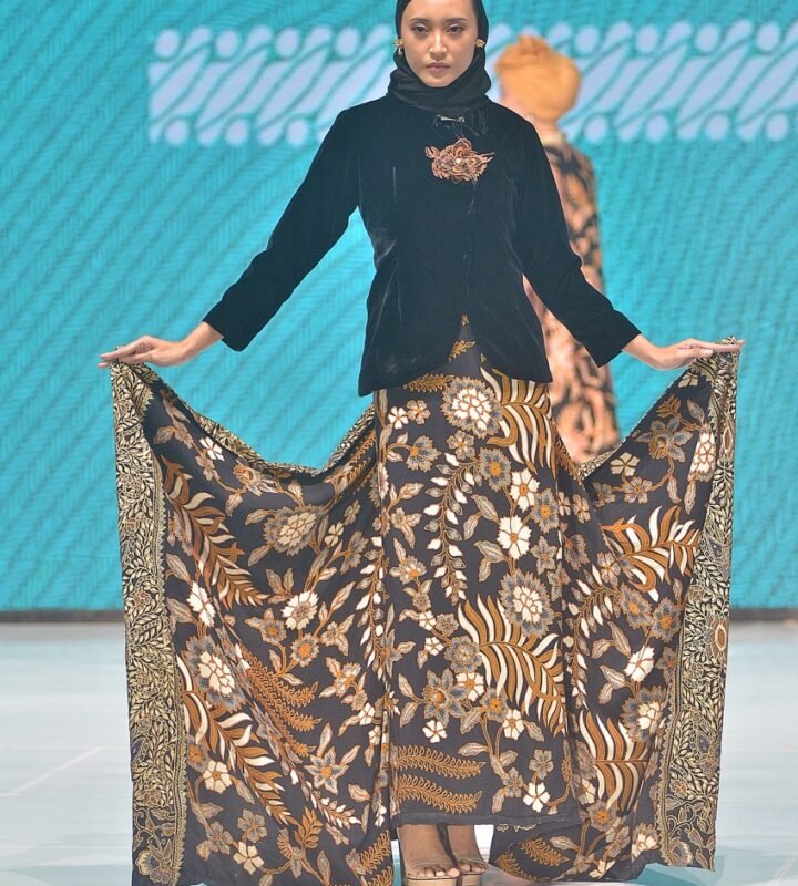 Batik Riana Kesuma